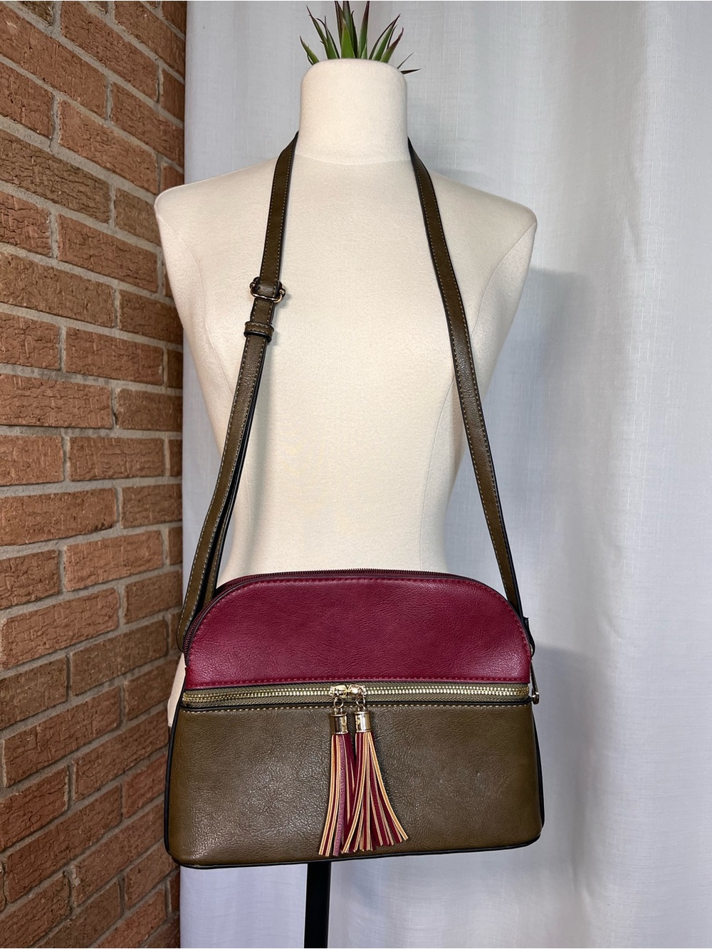 DASEIN Colorblock Crossbody Burgundy Olive Gold Tassel Zip Purse Vegan Leather